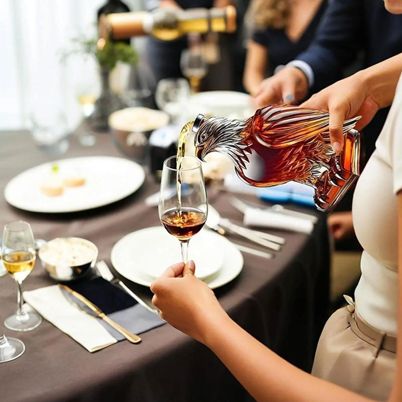 Small Eagle‑Shaped Whiskey Decanter